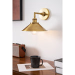 whizzer-wall-lamp