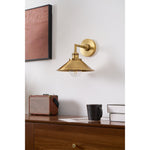 whizzer-wall-lamp