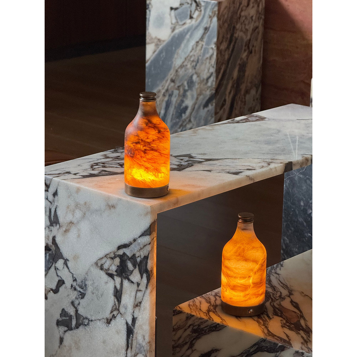 wine-bottle-alabaster-table-lamp