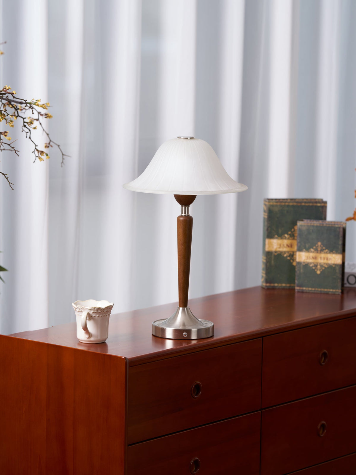 Winston Vintage Table Lamp – Fluted Glass & Walnut Wood LED Desk Lamp