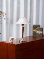 Winston Vintage Table Lamp – Fluted Glass & Walnut Wood LED Desk Lamp