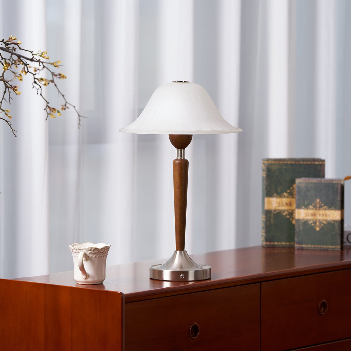 Winston Vintage Table Lamp – Fluted Glass & Walnut Wood LED Desk Lamp