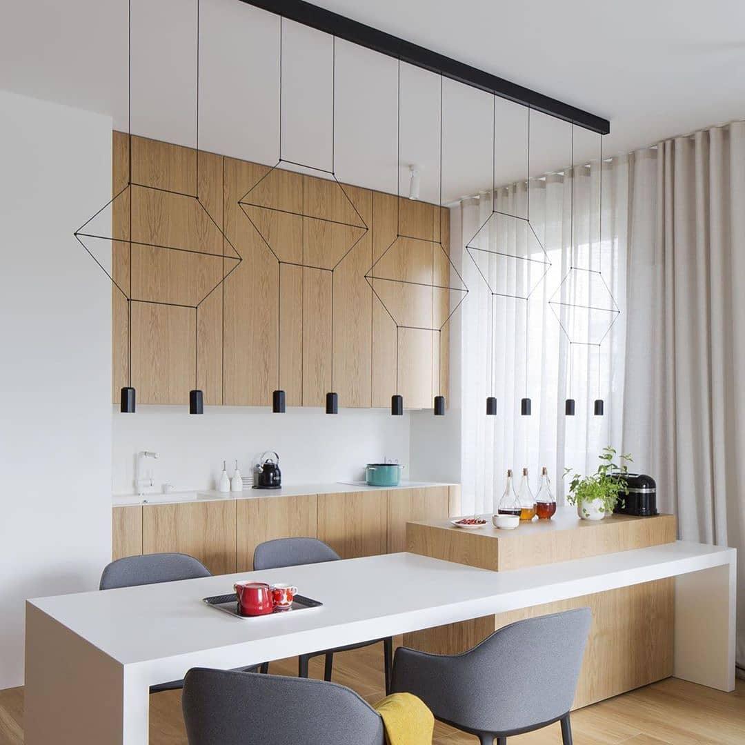 Line Art Pendant Light – Modern Linear LED Chandelier