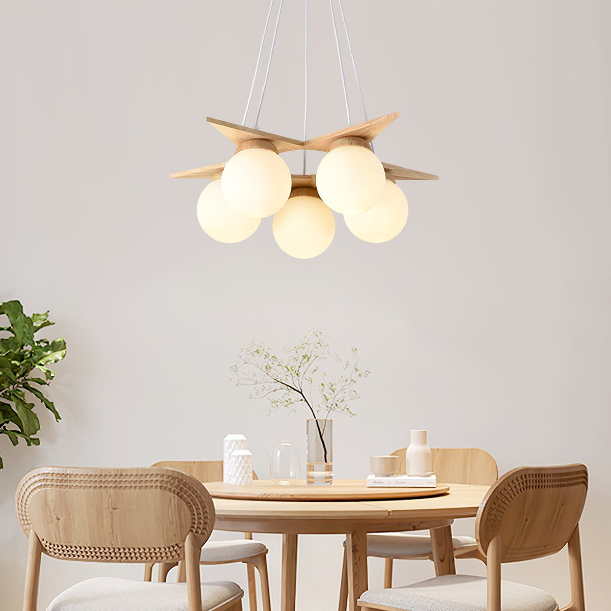 wooden-star-with-glass-chandelier