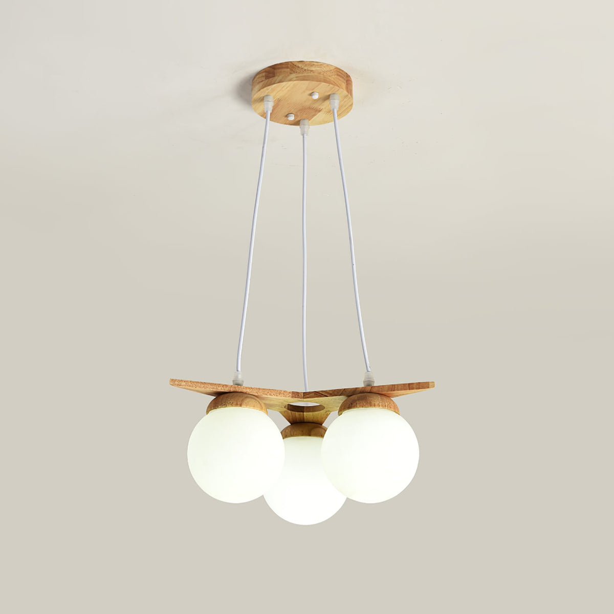 wooden-star-with-glass-chandelier