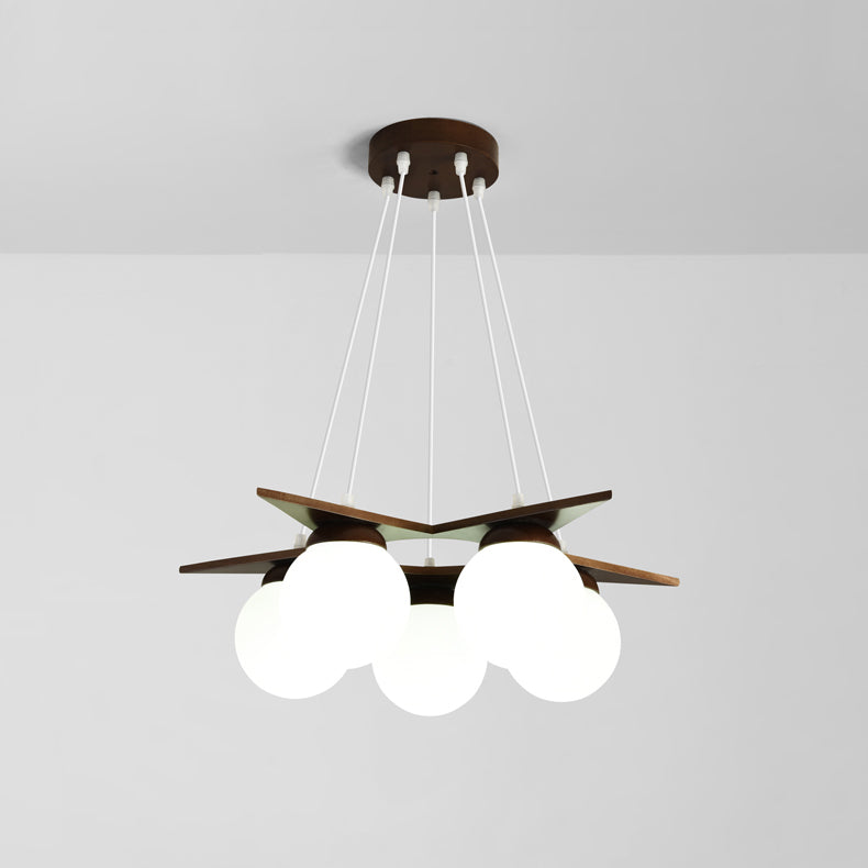wooden-star-with-glass-chandelier
