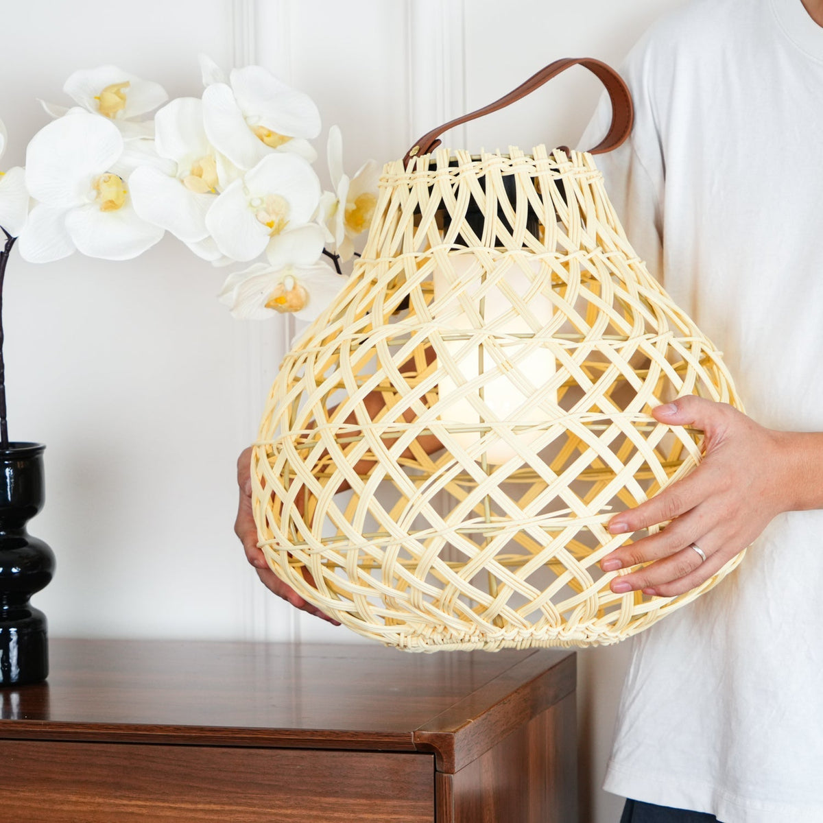Woven Sphere Solar Lantern Outdoor Lamp