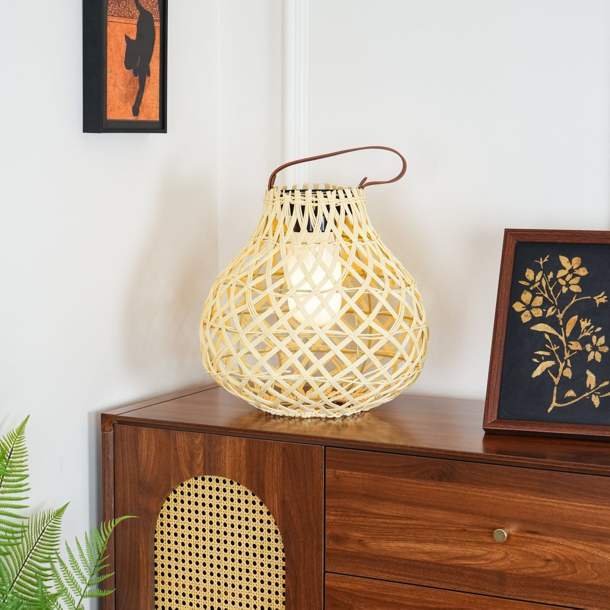 Woven Sphere Solar Lantern Outdoor Lamp