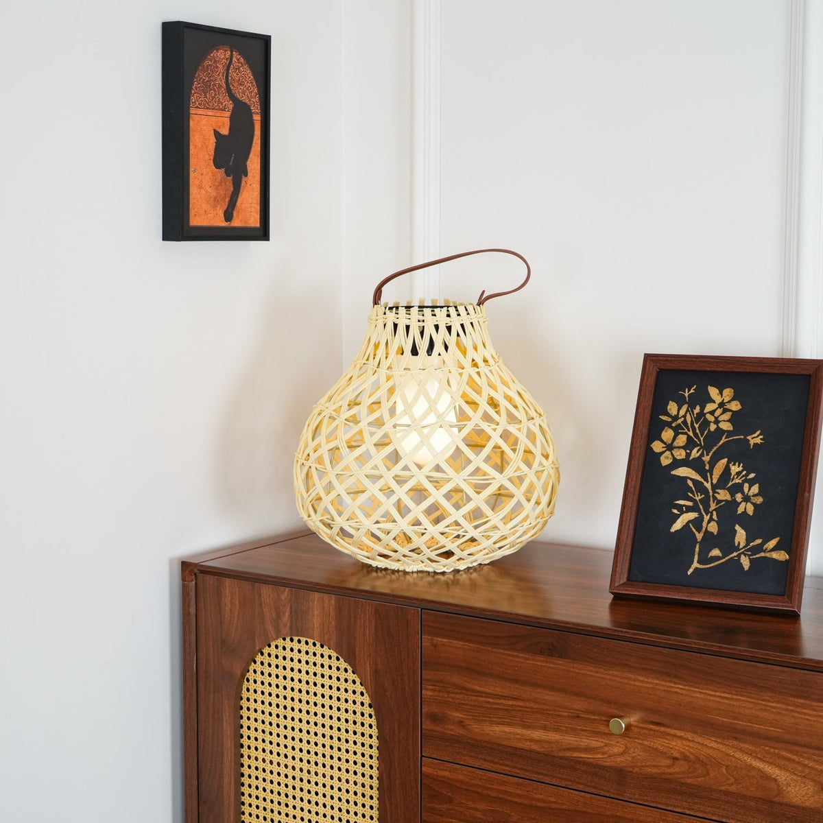 Woven Sphere Solar Lantern Outdoor Lamp