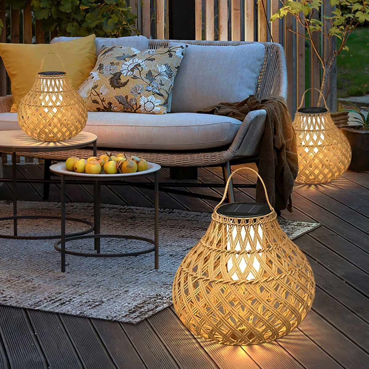 Woven Sphere Solar Lantern Outdoor Lamp