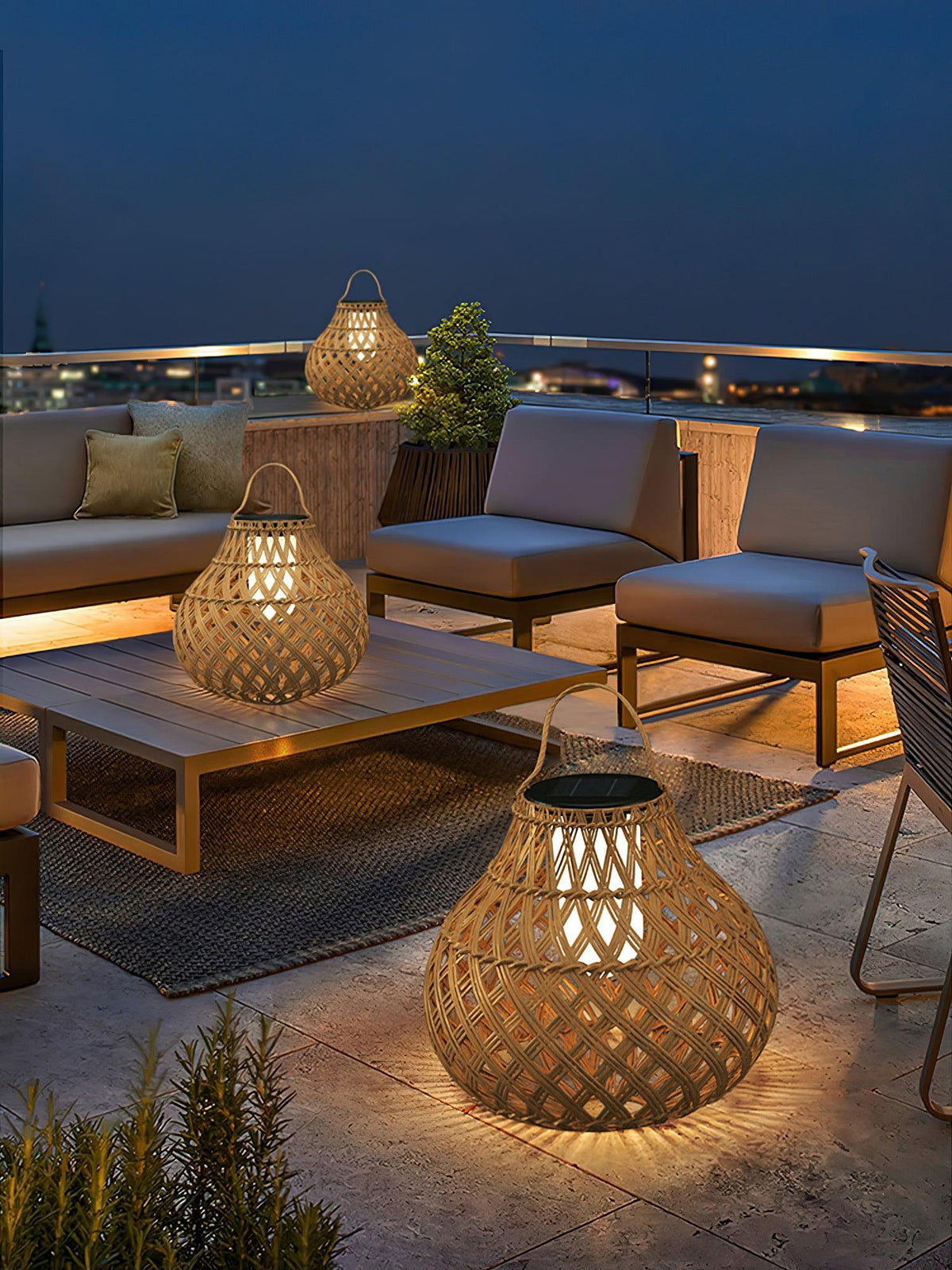 Woven Sphere Solar Lantern Outdoor Lamp