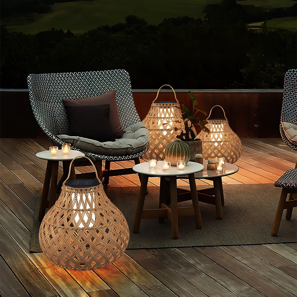 Woven Sphere Solar Lantern Outdoor Lamp