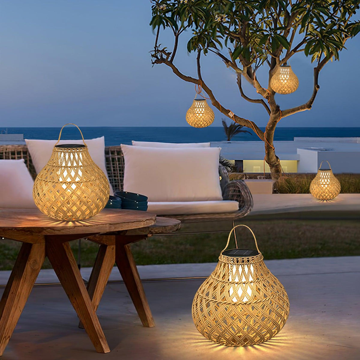 Woven Sphere Solar Lantern Outdoor Lamp