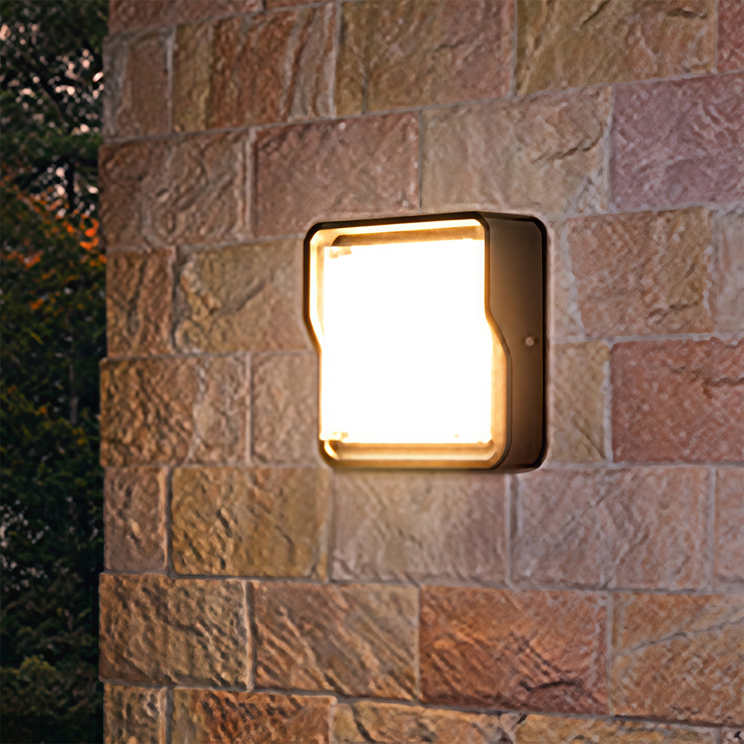 Modern Outdoor Wall Sconce with Integrated LED – Waterproof Architectural Lighting