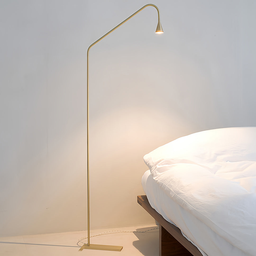 Black and Gold LED Floor Lamp – Minimalist Reading Light for Modern Interiors