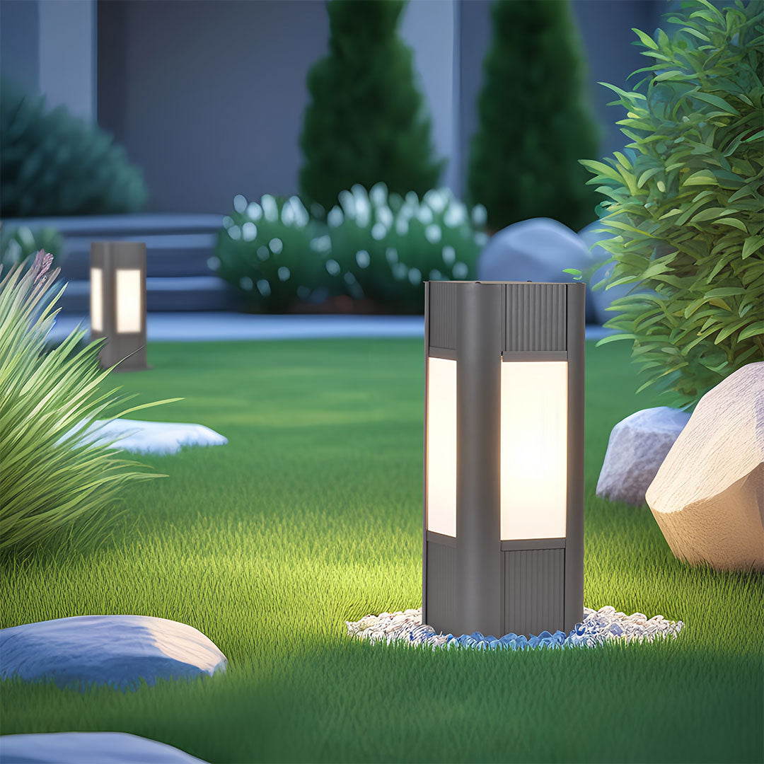Industrial Square Path Light – Black Die-Cast Aluminum Bollard for Garden Walkways