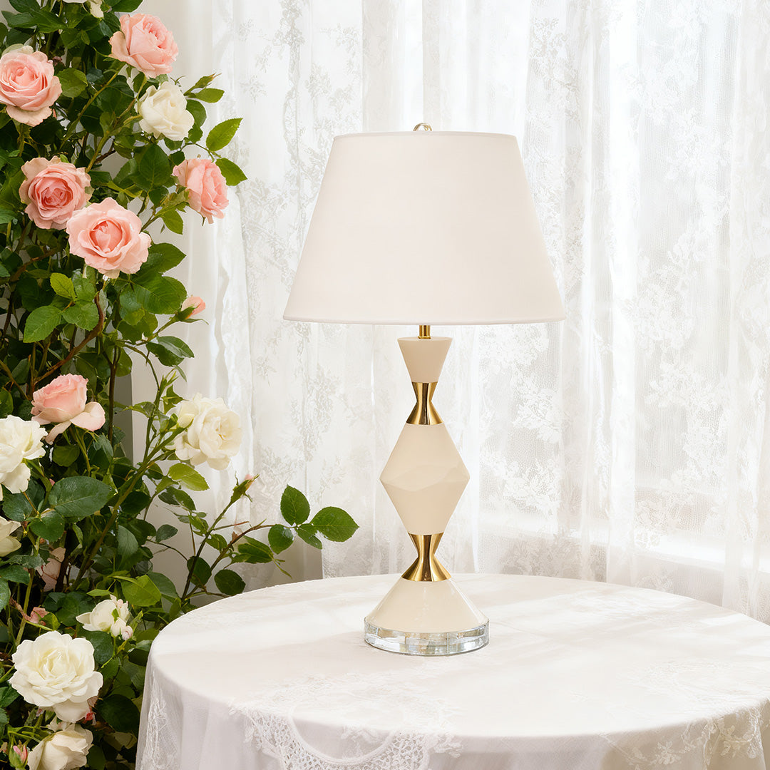 Marble Table Lamp with Gold Accents – Contemporary Designer Illumination