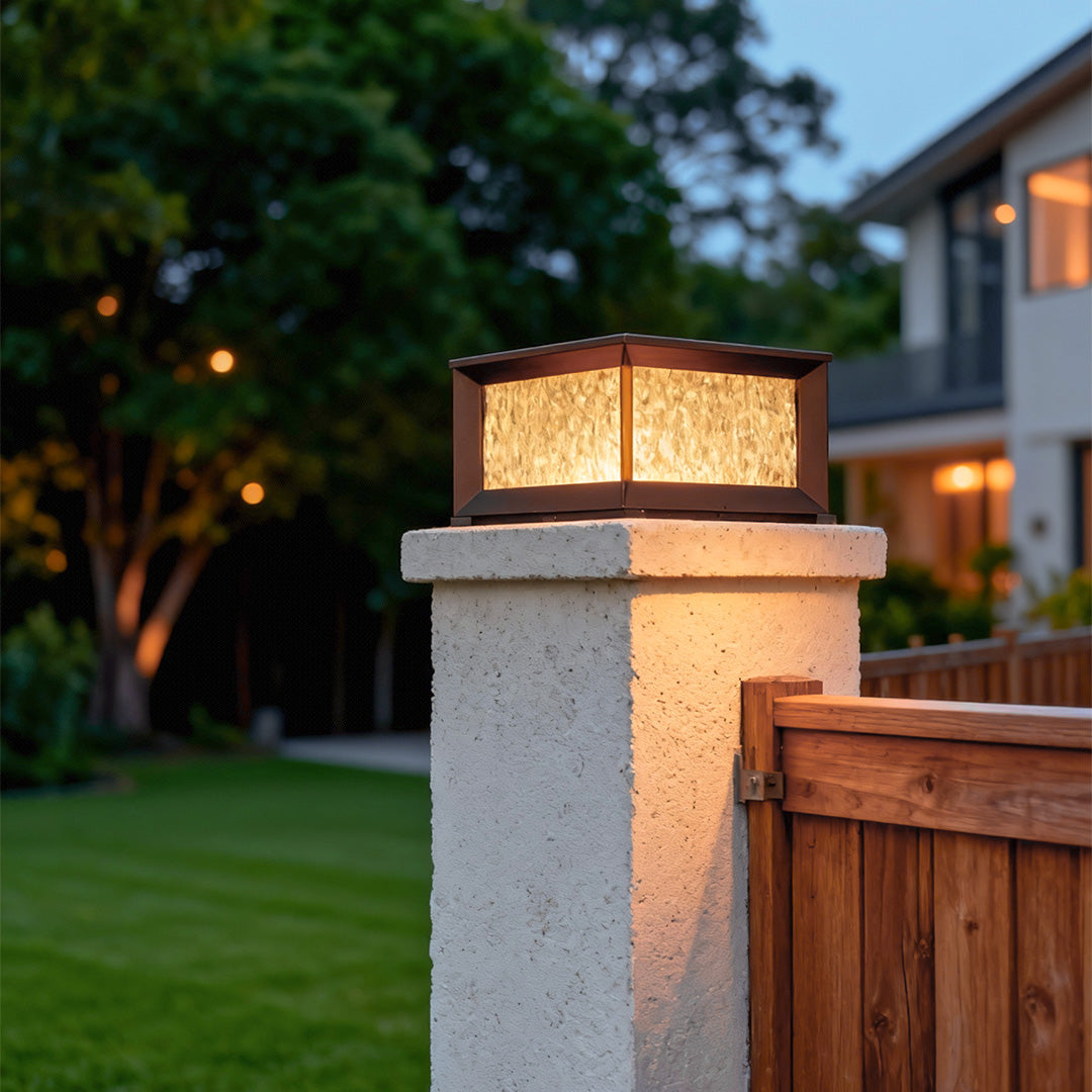 Modern Outdoor Pillar Lamp for Courtyard and Fence Lighting