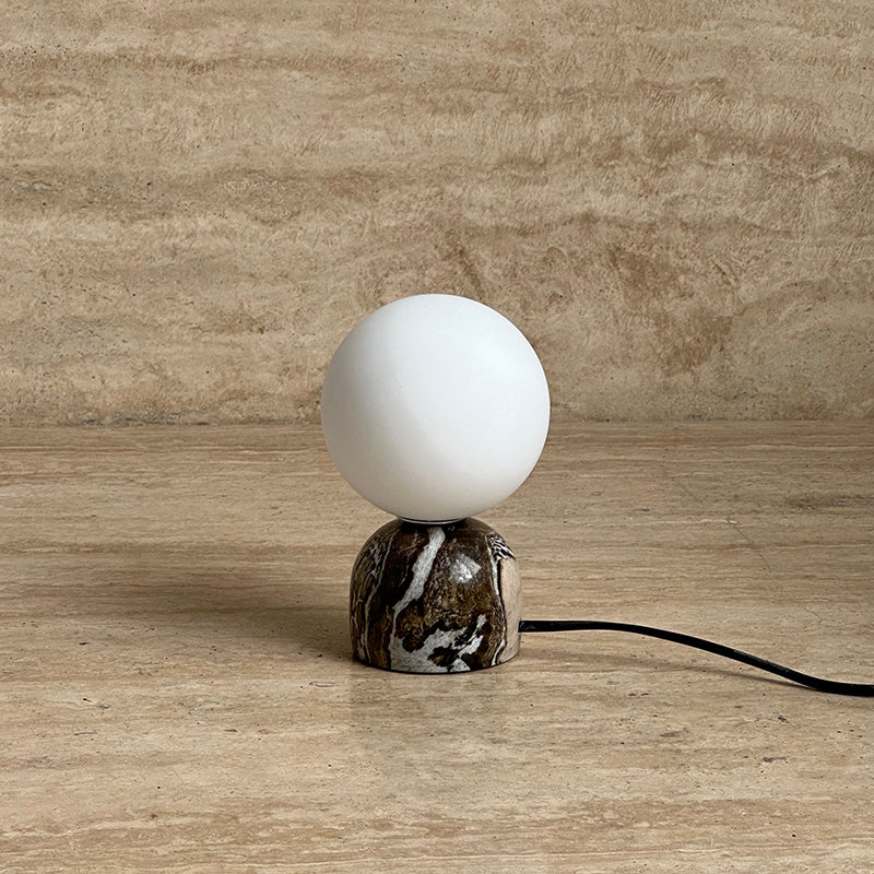 yannick-marble-table-lamp
