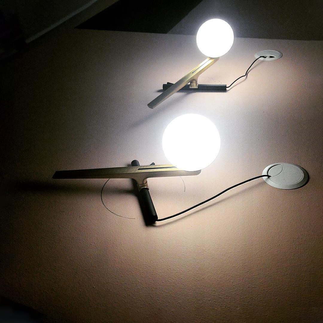 Yanzi Table lamp