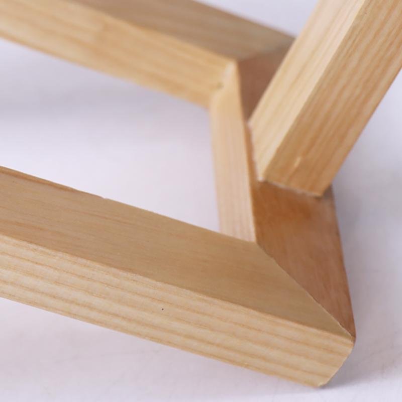 Adjustable Led Wooden Sitting Robot Table Lamp