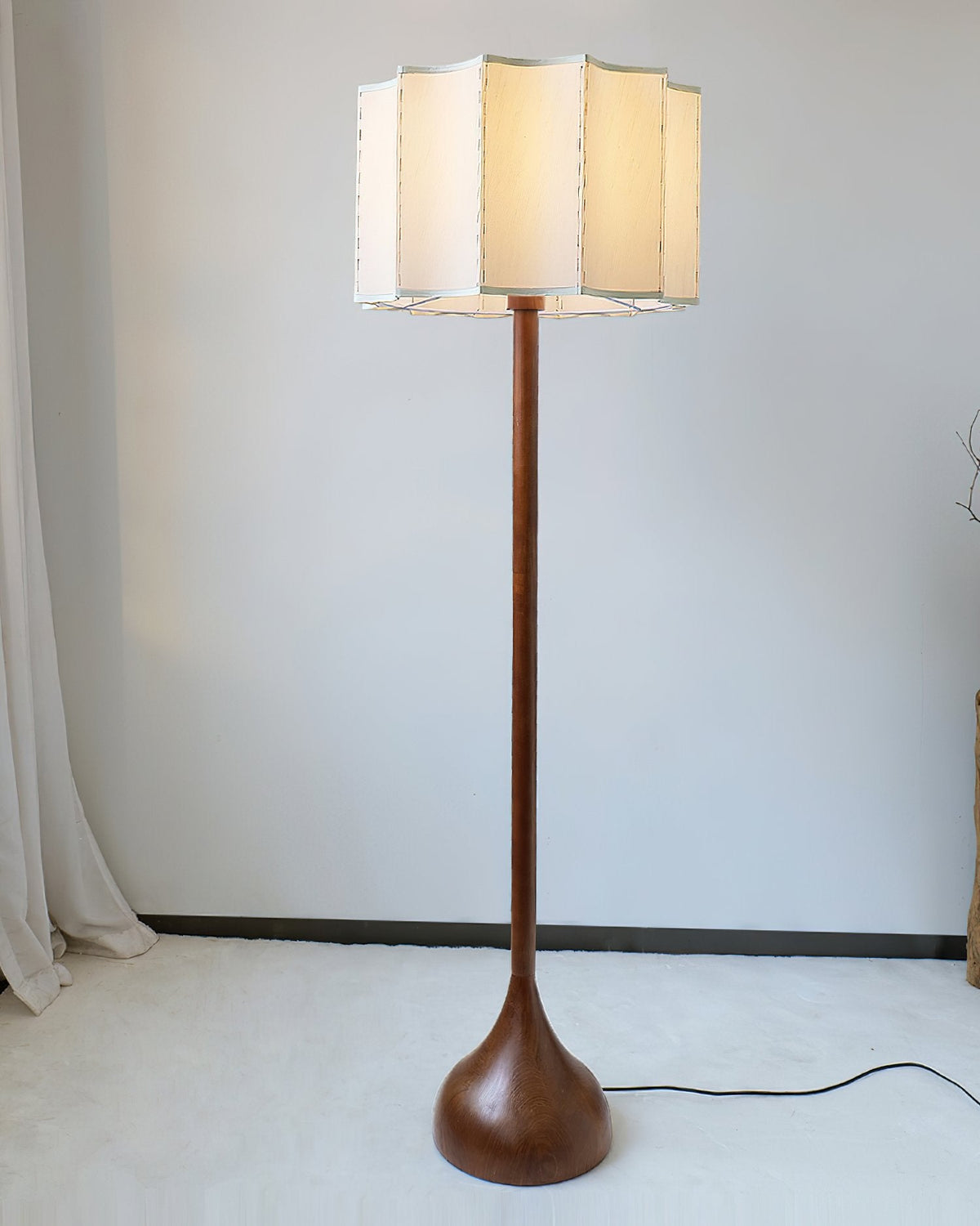 Zasta Floor Lamp