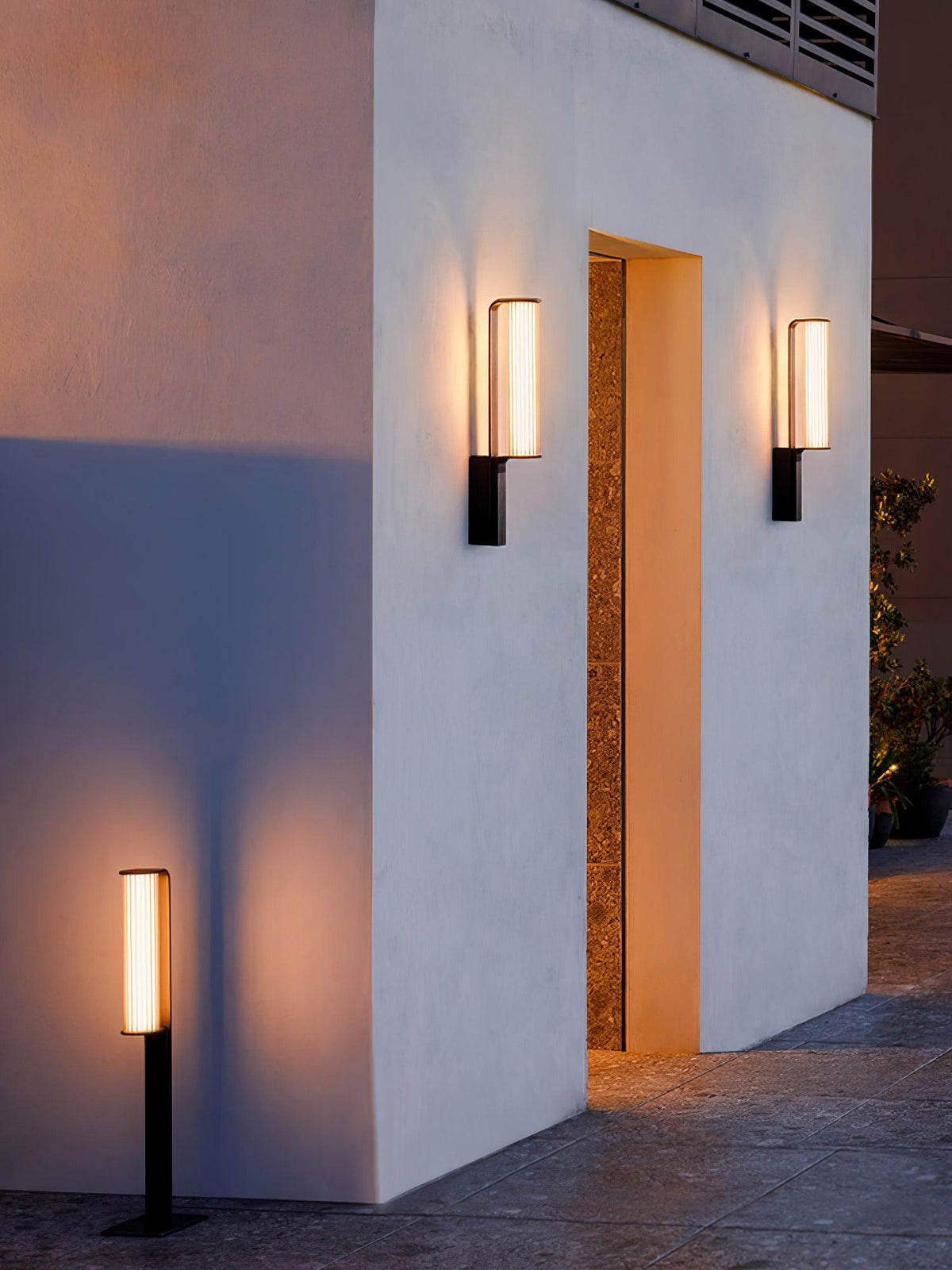 Zenith Arc Outdoor Led Sconce
