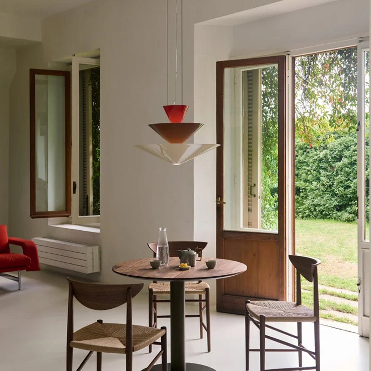 Zevira Tiered Pendant Light – Sculptural LED Chandelier for Dining & Living Spaces
