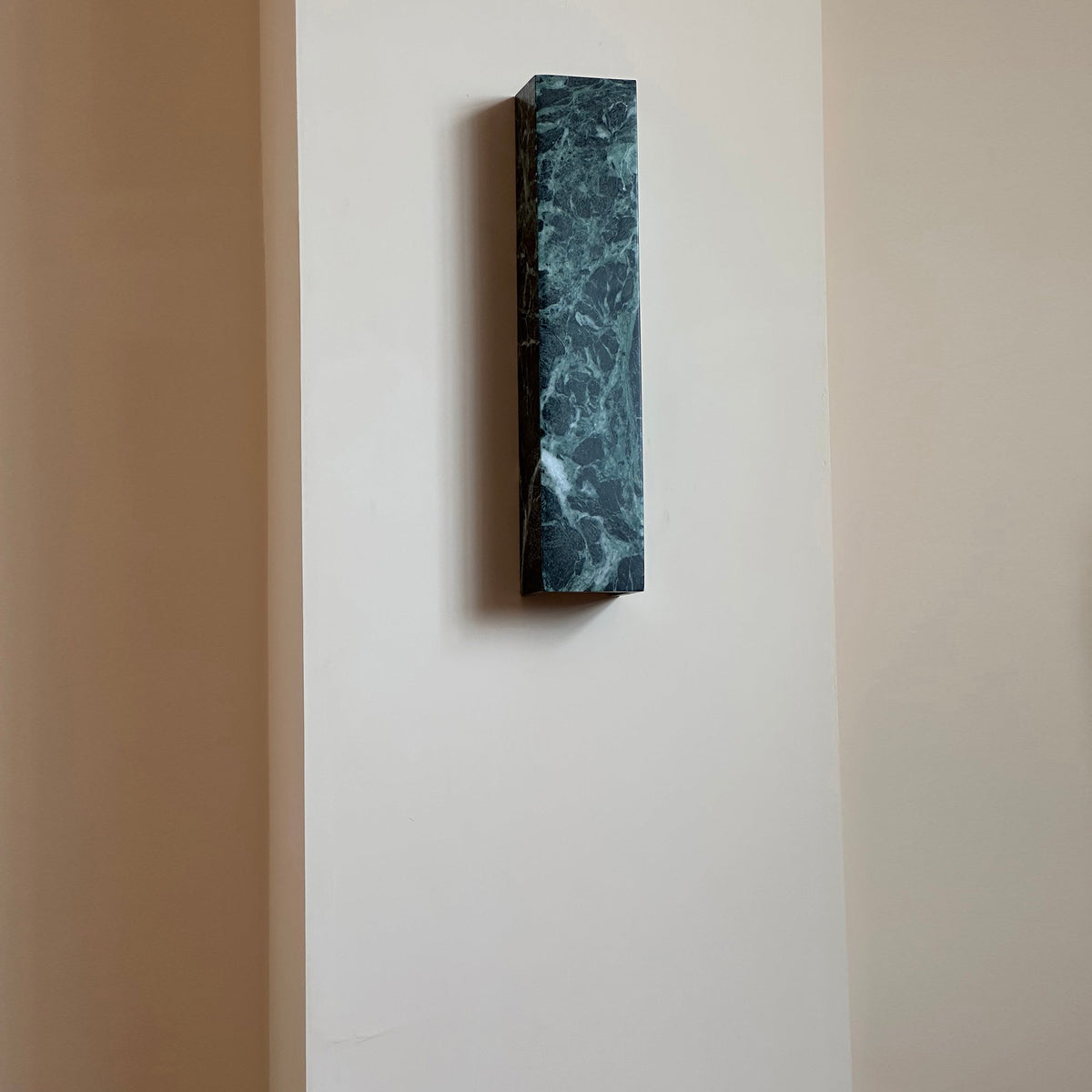 zurich-led-wall-lamp