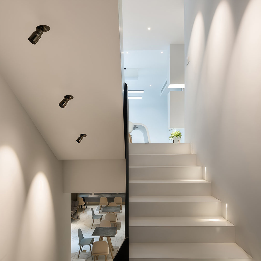 Adjustable LED Recessed Downlight with 360° Rotation, 7W, 3000K/4000K/6000K, Black or White