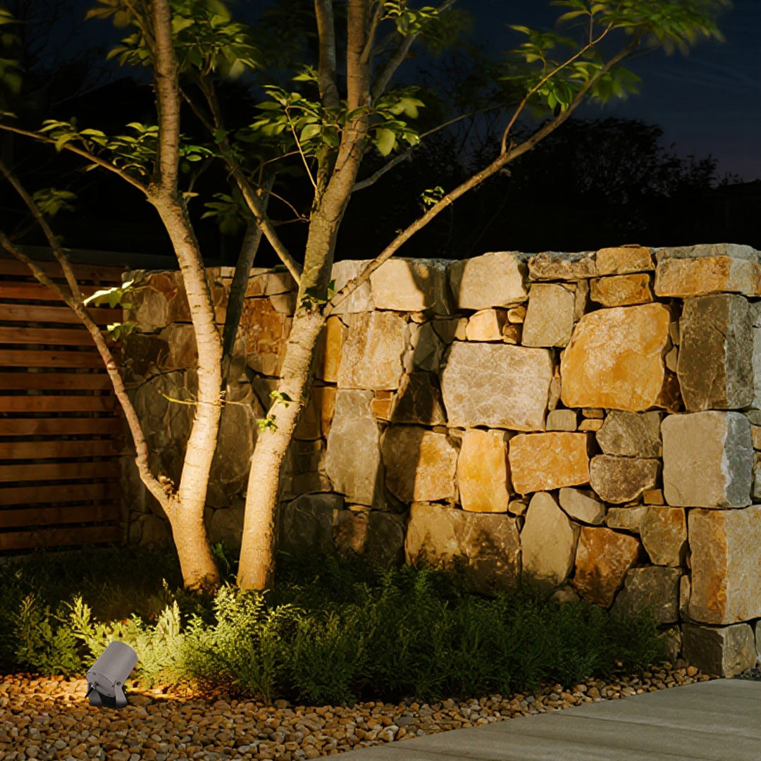 Round LED Landscape Spotlight in Modern Aluminum for Outdoor Spaces