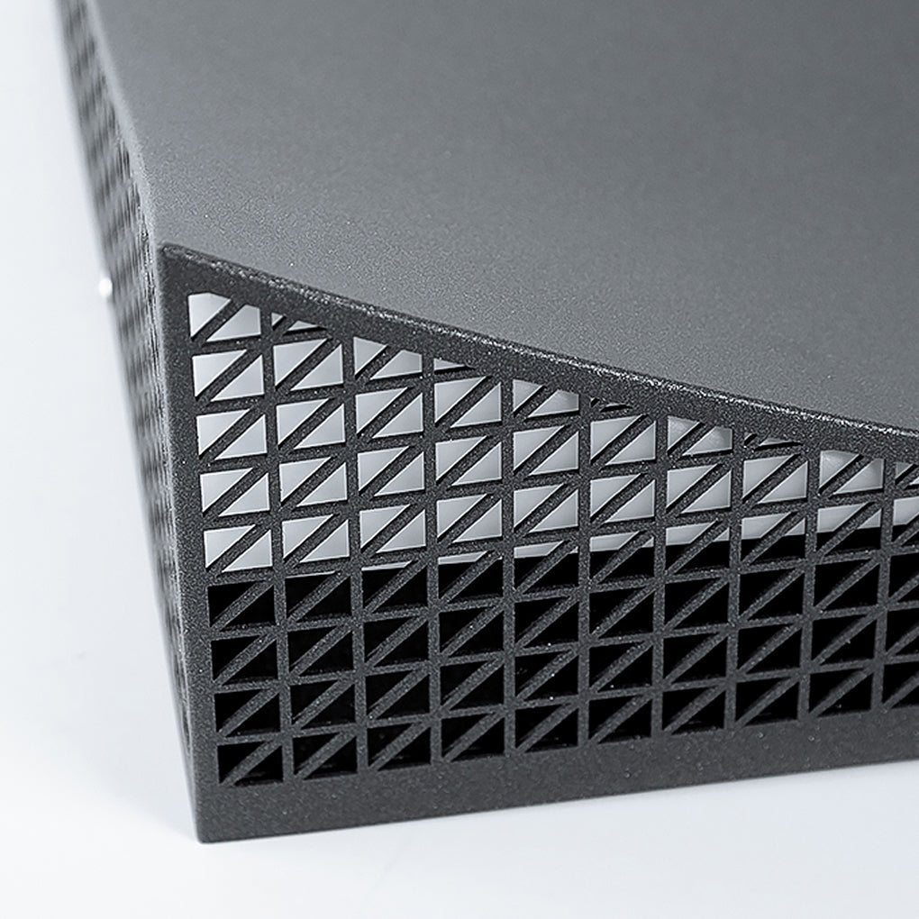 Curved Stainless Steel LED Landscape Light with Grid Design for Modern Outdoor Spaces