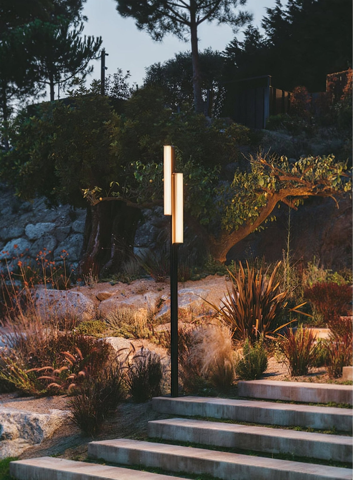 Lumo Arc Outdoor Post Light – Modern LED Garden Lamp in Matte Black