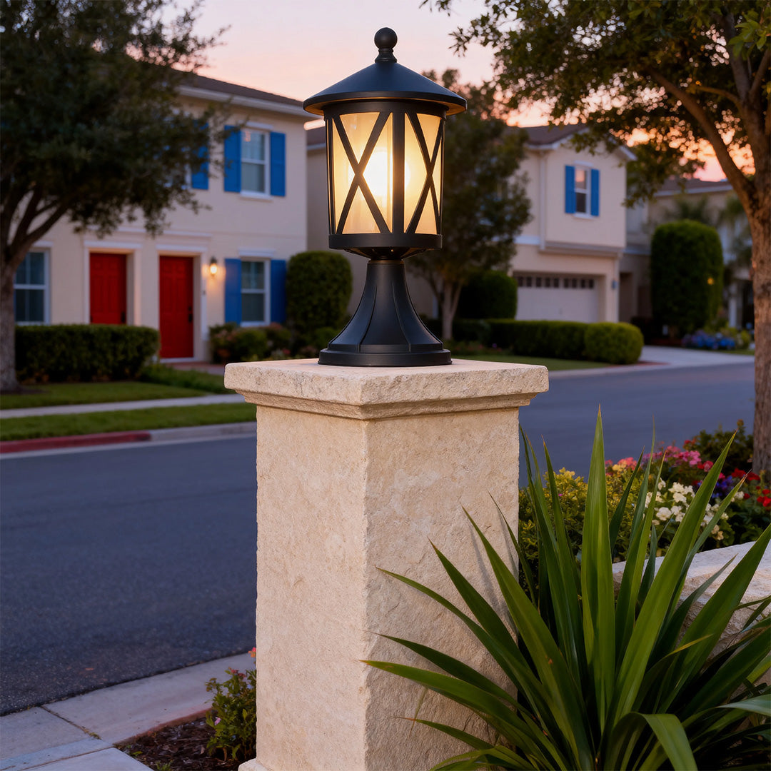 Black Aluminum LED Post Light for Garden Paths and Courtyards