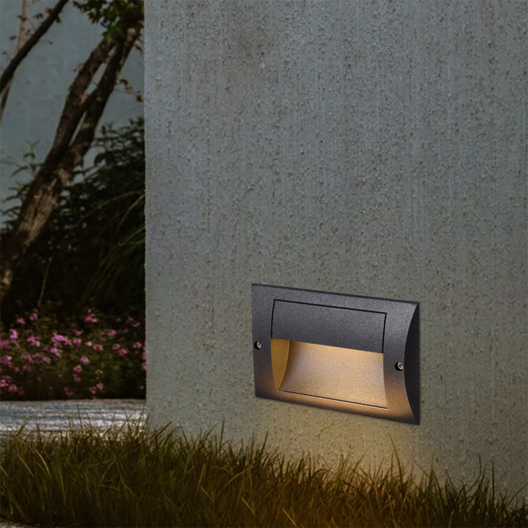 Architectural Recessed LED Step Light for Outdoor Spaces, 3000K
