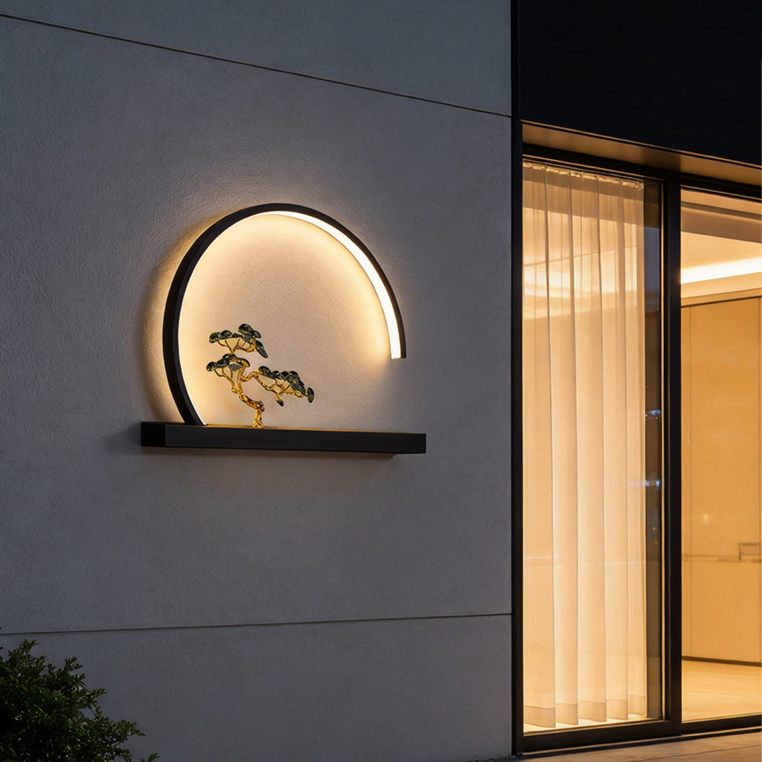 Greeting Pine Outdoor Wall Sconce in Black Stainless Steel