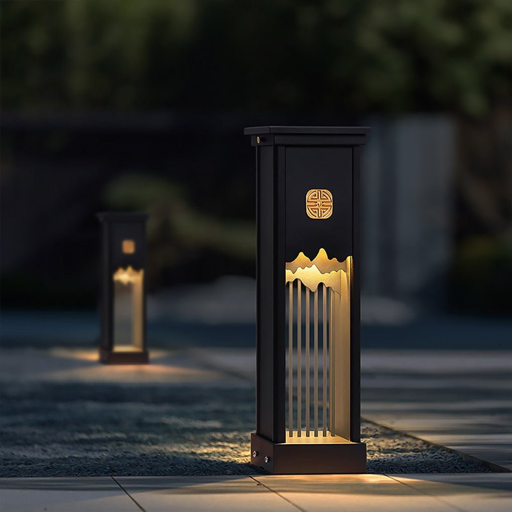 Artisan Cut-Out LED Landscape Light in Black Stainless Steel for Modern Courtyards