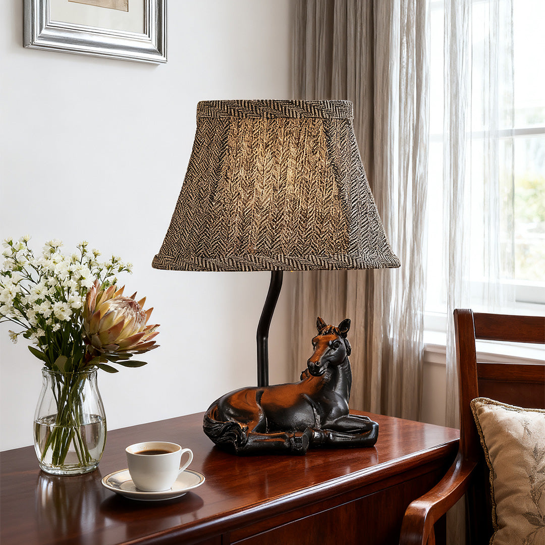 Equestrian Sculpture Table Lamp with Fabric Shade – European Style Resin Lighting