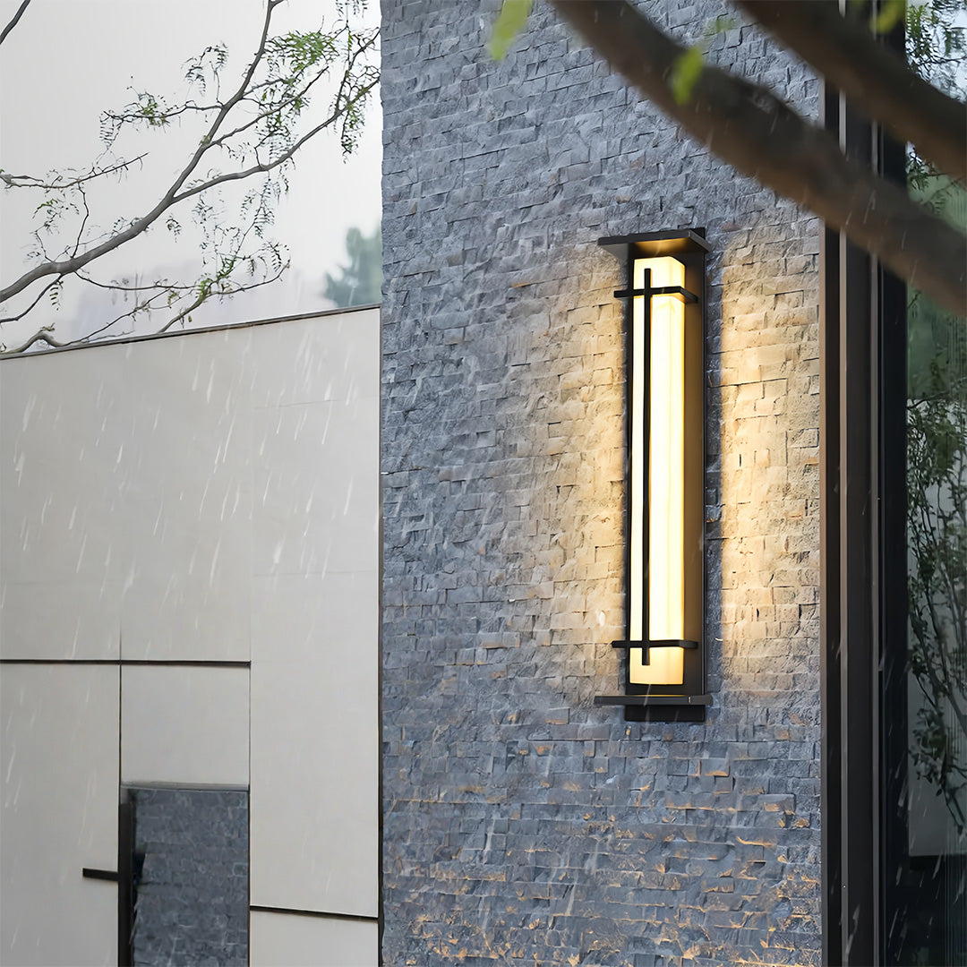Minimalist Waterproof Outdoor Wall Light in Black Stainless Steel