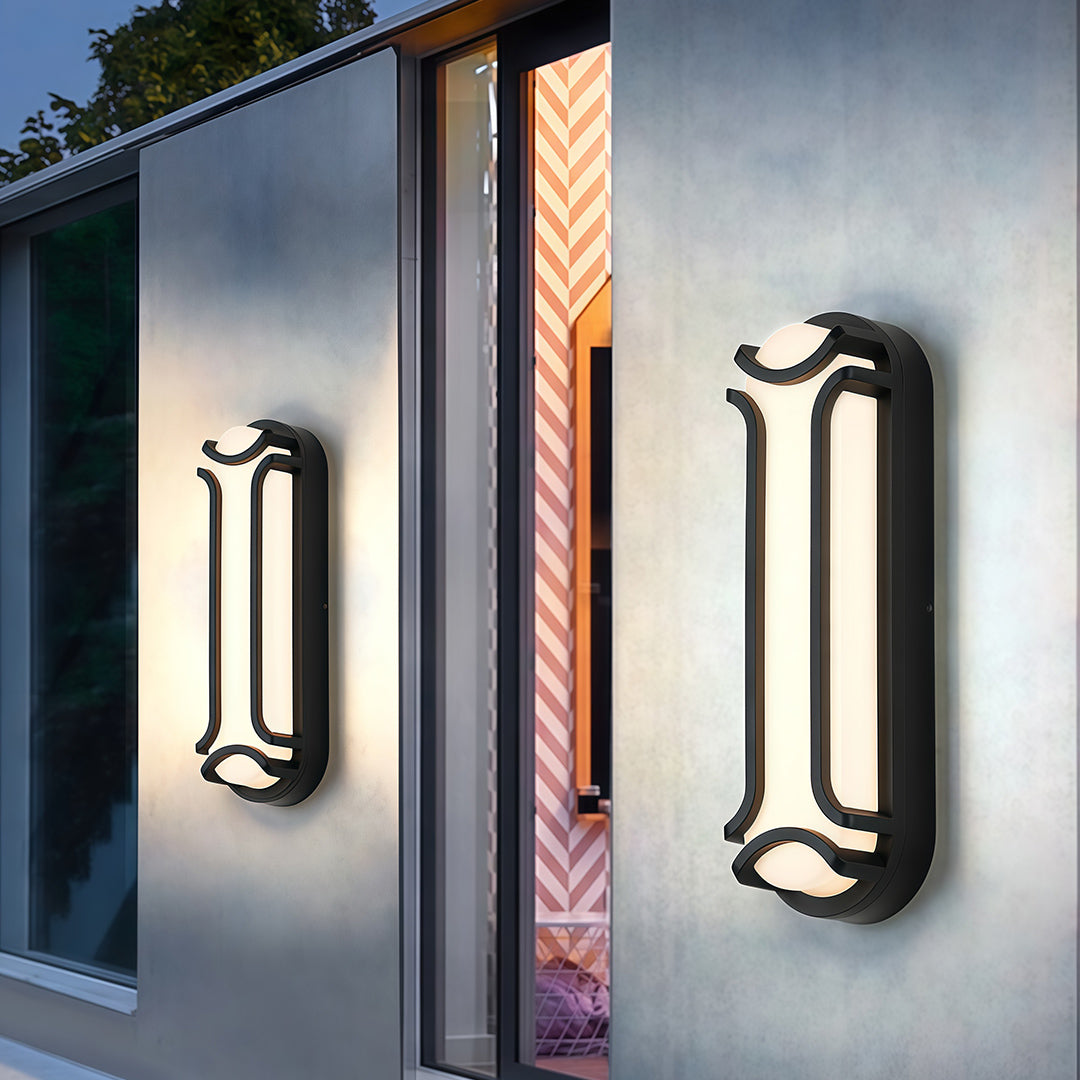 Modern Minimalist Outdoor Wall Sconce in Black Aluminum with LED