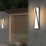 Modern Outdoor Wall Light in Black Stainless Steel with Warm LED