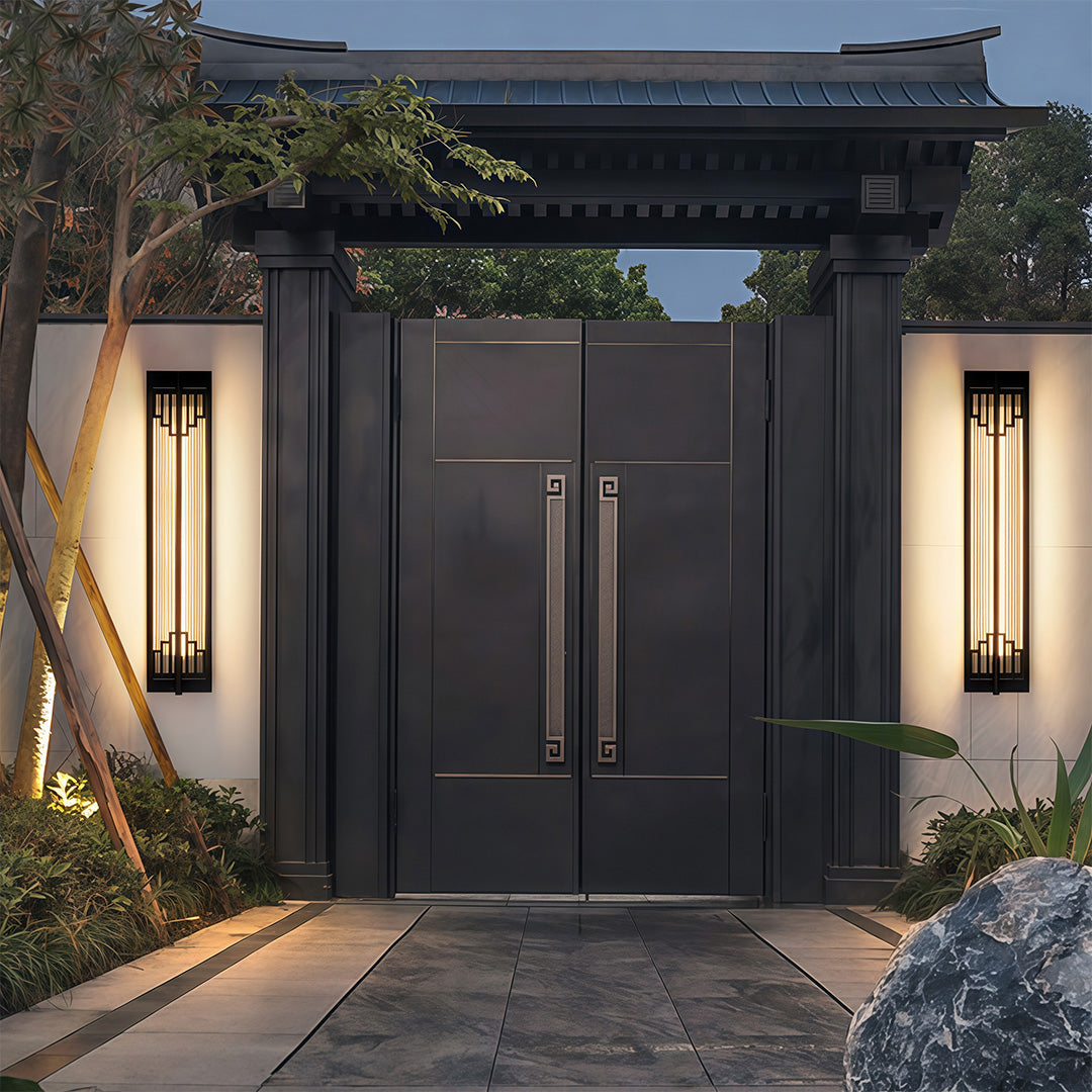 Outdoor Linear LED Wall Sconce in Stainless Steel, Modern Waterproof Courtyard Lighting