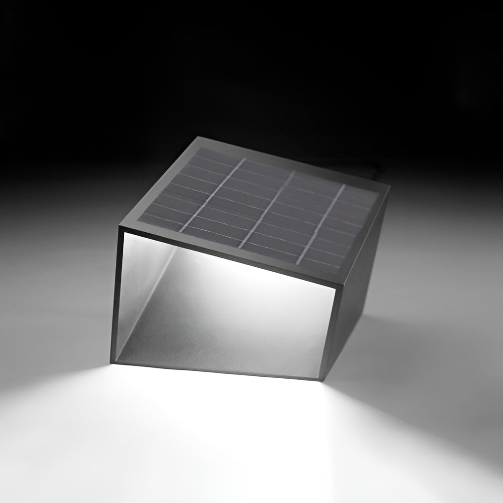 Cube Path Light – Modern Geometric Outdoor Landscape Bollard
