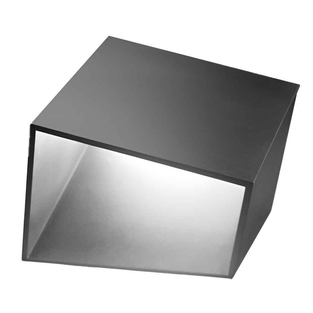 Cube Path Light – Modern Geometric Outdoor Landscape Bollard