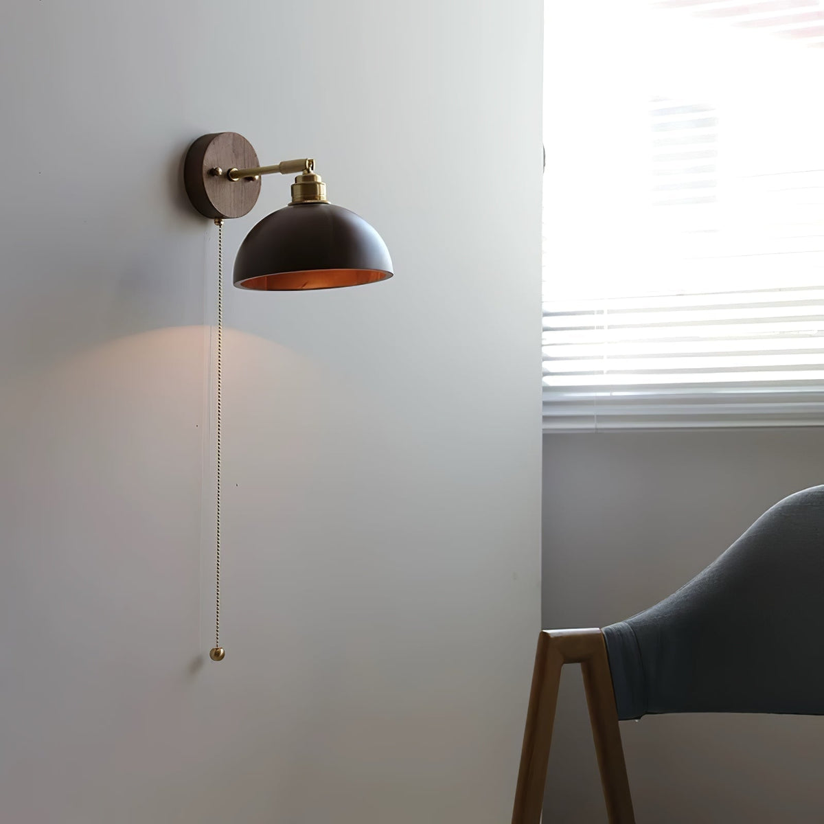 Rhett Wall Sconce with Pull Chain in Brass and Walnut
