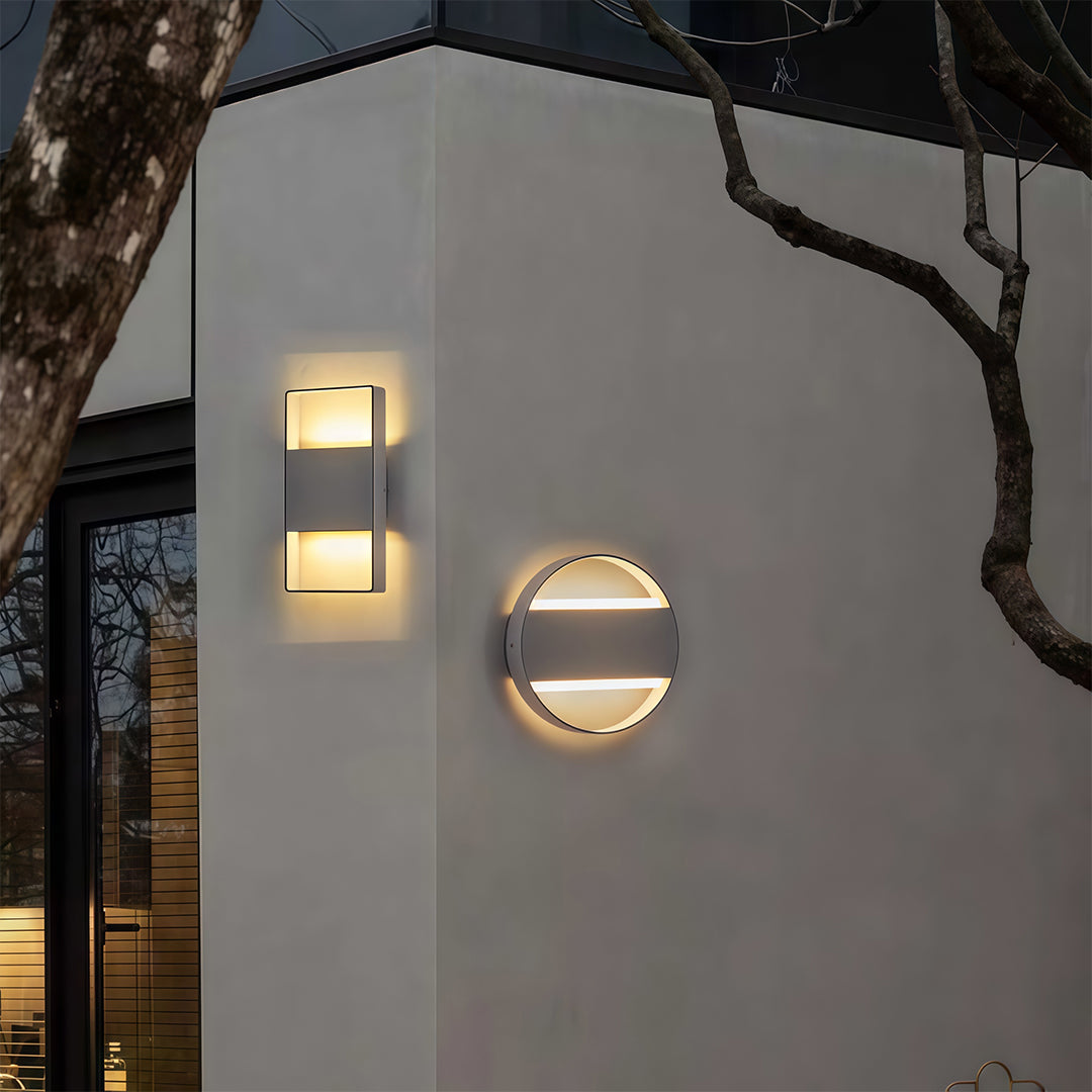 Modern Outdoor Wall Sconce with Integrated LED – Waterproof Architectural Lighting