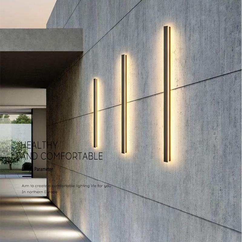 Linear Outdoor Wall Light in Black Metal, Waterproof LED Sconce