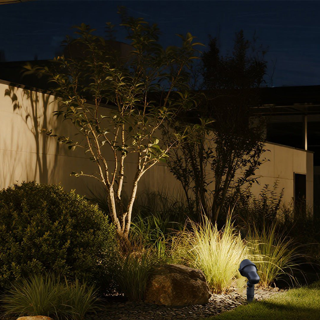 Nordic Minimalist LED Ground Stake Spotlight for Modern Landscapes
