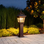 European-Style Cast Aluminum Outdoor Post Light with Clear Glass Shade