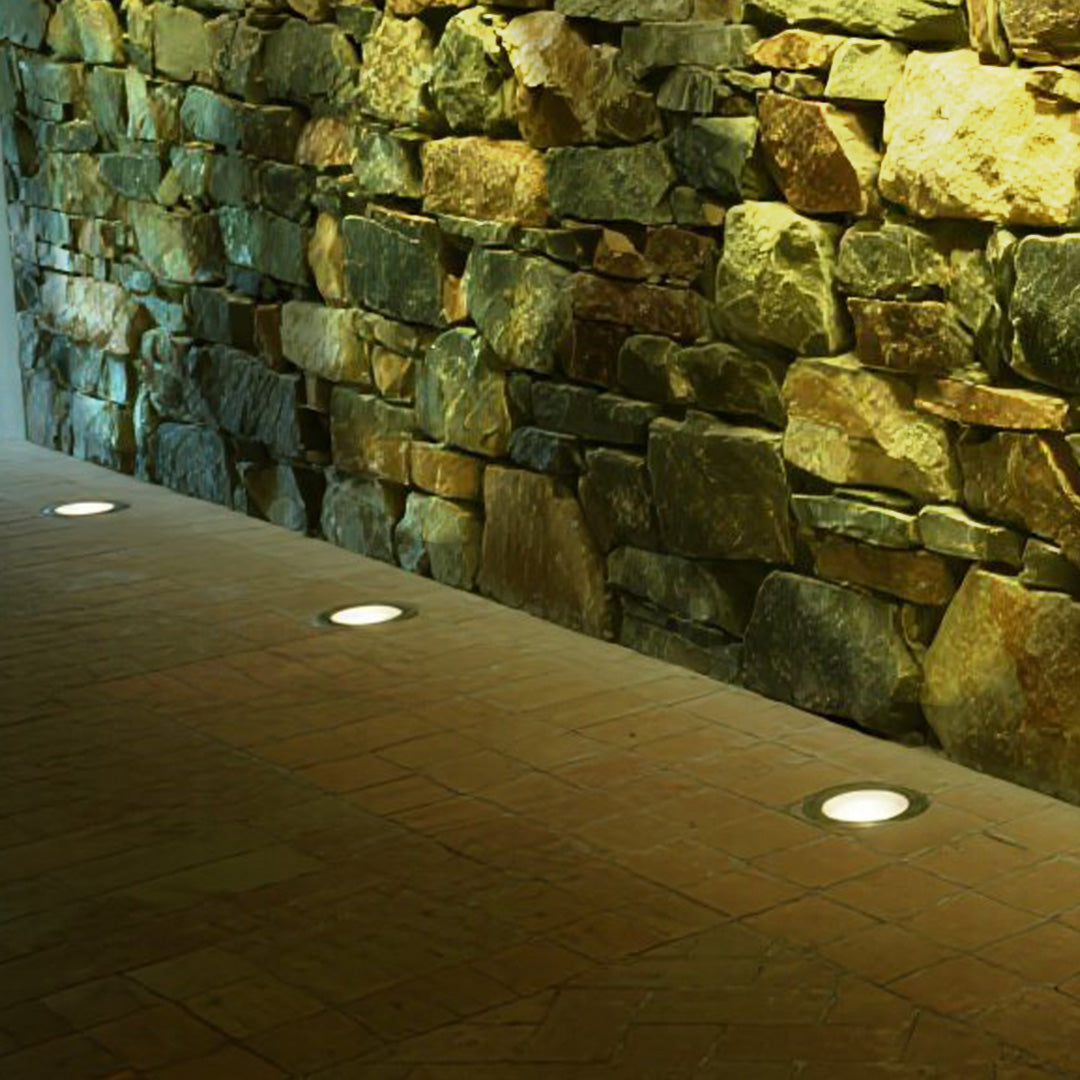 Minimalist LED Well Light – In-Ground Upward Cylinder for Modern Landscapes